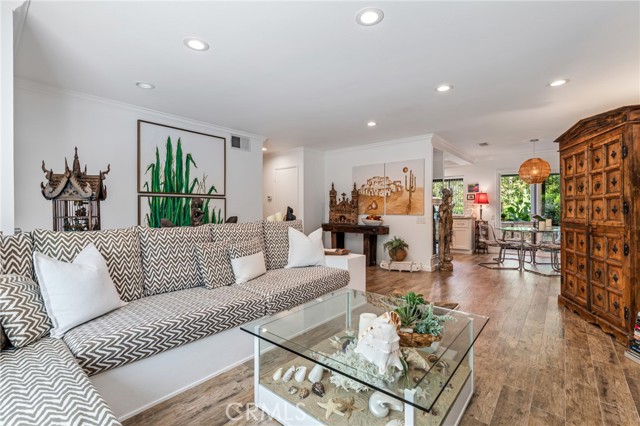 Image 11 of 40 For 5321 Bahia Blanca  B