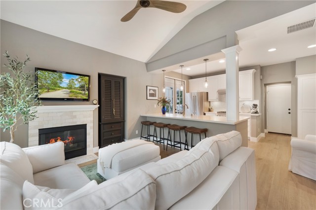 Detail Gallery Image 6 of 31 For 153 Trellis, Irvine,  CA 92620 - 2 Beds | 2/1 Baths