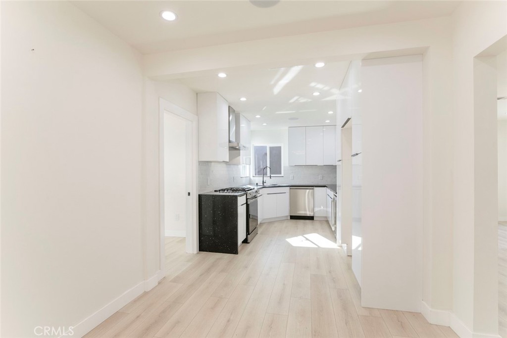1440 N Maple StreetBurbank img 50