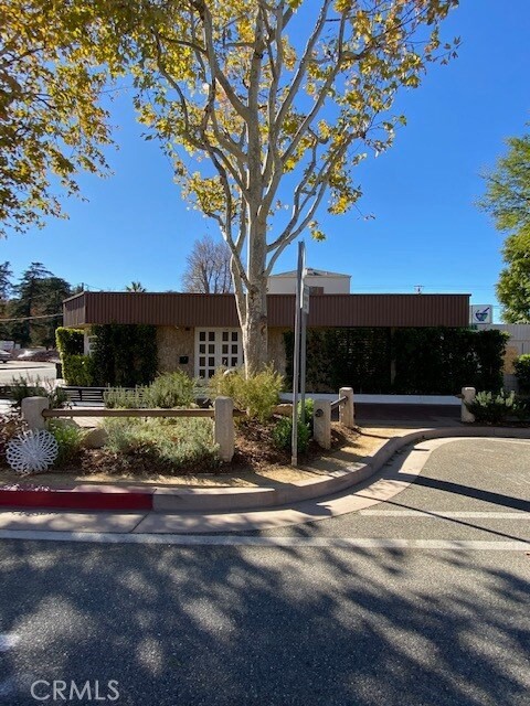  Commercial for Sale in Newhall, California