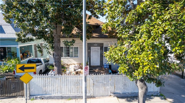 5123 S San Pedro Street, Los Angeles, CA, 90011 5123 S San Pedro Street, Los Angeles, CA, 90011