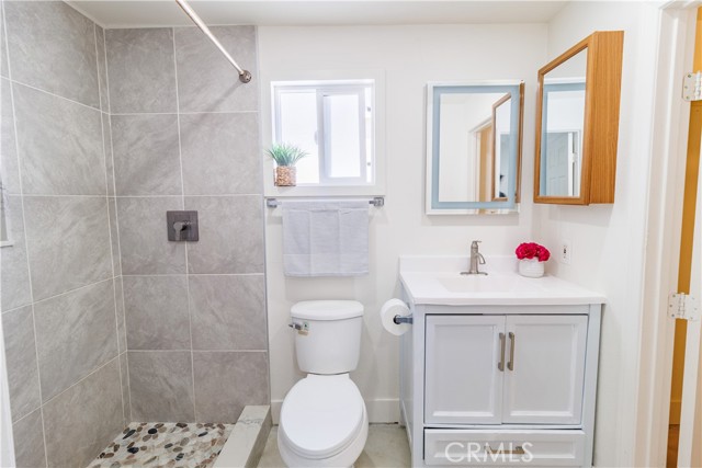 10532 Zelzah Ave photo 8