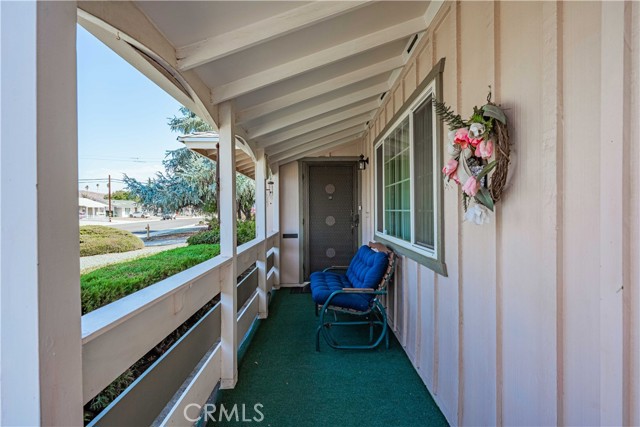 Detail Gallery Image 4 of 32 For 29027 Thornhill Dr, Menifee,  CA 92586 - 2 Beds | 2 Baths