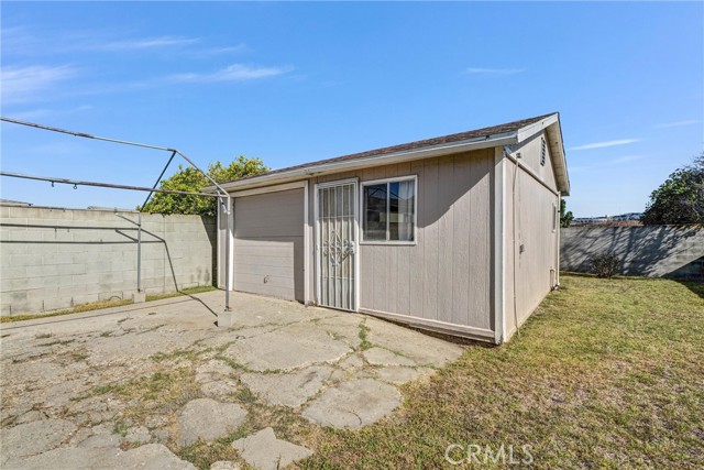 1143 E 220th Street, Carson CA: https://media.crmls.org/medias/7f54c27f-f768-4b90-b625-b43bdbc15d19.jpg