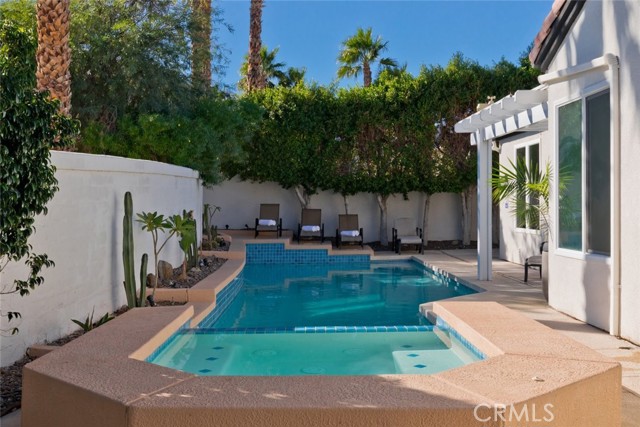 Detail Gallery Image 34 of 50 For 1105 E via via San Michael Rd, Palm Springs,  CA 92262 - 4 Beds | 3 Baths