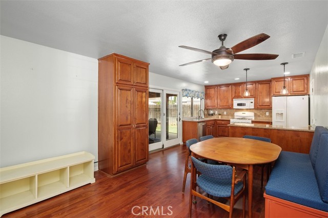 1817 N Symphony Street, Anaheim CA: https://media.crmls.org/medias/7f579a59-9c1b-45b5-bd8a-435832524720.jpg