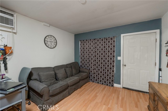 11661 Valverda Avenue, Riverside CA: https://media.crmls.org/medias/7f589922-d014-427b-af30-582aaf5d08ee.jpg