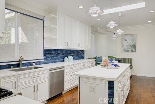 5594 Avenida Sosiega W, Laguna Woods CA: https://media.crmls.org/medias/7f592552-b31d-4fdf-b827-cab519356748.jpg