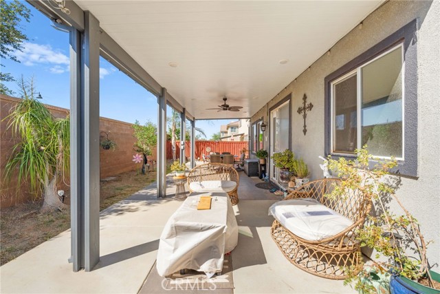 38327 Rancho Vista Dr, Beaumont CA: https://media.crmls.org/medias/7f5a0ca8-1d09-429c-acd7-bef6587119f7.jpg