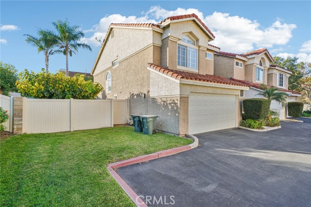 Detail Gallery Image 2 of 24 For 1130 Portofino Ct #103,  Corona,  CA 92881 - 3 Beds | 2/1 Baths