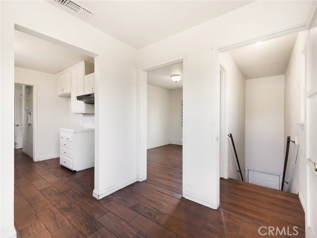 Detail Gallery Image 12 of 69 For 779 E Columbia Ave, Pomona,  CA 91767 - – Beds | – Baths
