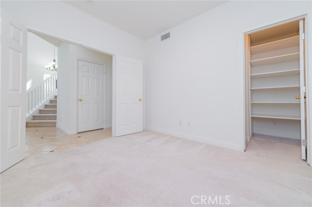 11 Lynnfield, Irvine CA: https://media.crmls.org/medias/7f5b5b37-735e-456c-885b-d90fee8f1d86.jpg