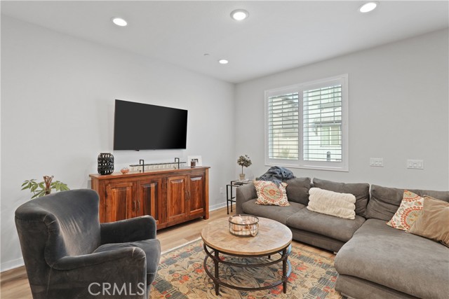 Detail Gallery Image 8 of 56 For 32385 Brunello, Temecula,  CA 92591 - 3 Beds | 2/1 Baths