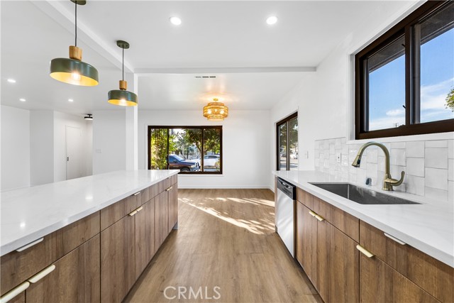 Detail Gallery Image 10 of 19 For 12702 Benfield, Norwalk,  CA 90650 - 3 Beds | 2 Baths