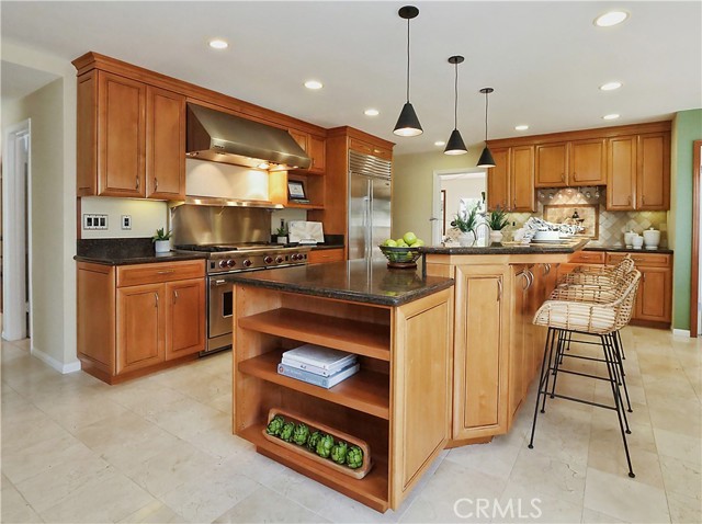 4 Bridlewood Circle, Rolling Hills Estates, California 90274, 3 Bedrooms Bedrooms, ,1 BathroomBathrooms,Residential,Sold,Bridlewood,PV23048044