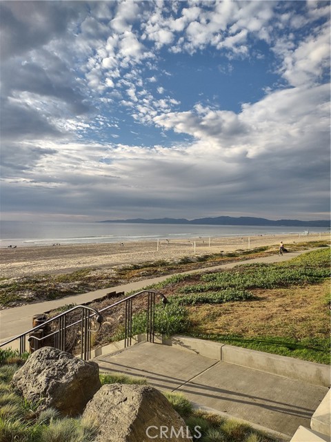2904 Alma Avenue, Manhattan Beach, California 90266, 3 Bedrooms Bedrooms, ,2 BathroomsBathrooms,Residential,Sold,Alma Avenue,SB21204359