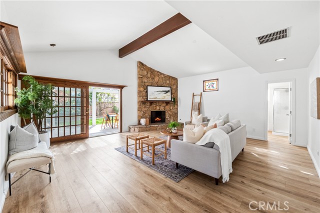 Detail Gallery Image 12 of 34 For 4930 Mamie, Lakewood,  CA 90713 - 3 Beds | 2 Baths