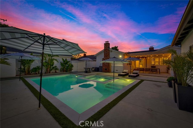 1402 E Rose Avenue, Orange CA: https://media.crmls.org/medias/7f5d28de-c079-43b9-8c73-c4bb99a57f64.jpg