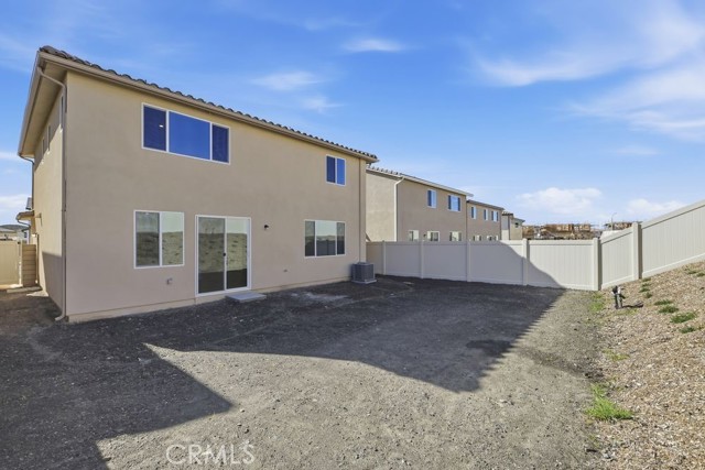 Detail Gallery Image 15 of 22 For 33238 Damask Ln, French Valley,  CA 92596 - 4 Beds | 3 Baths