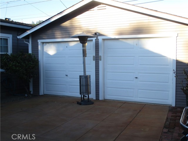 1 car garage for storage.