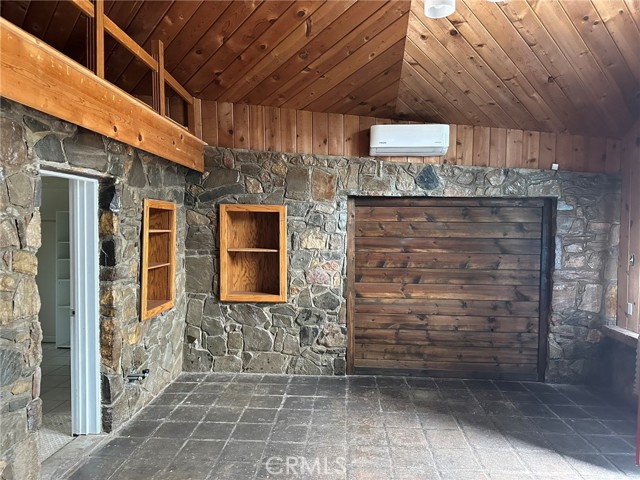Image 19 of 60 For 43022 Apache Ranch Road