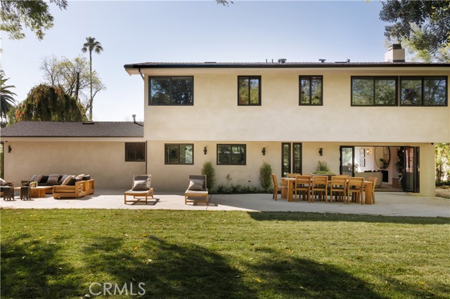 Detail Gallery Image 30 of 37 For 5557 Franrivers Ave, Woodland Hills,  CA 91367 - 4 Beds | 2/1 Baths