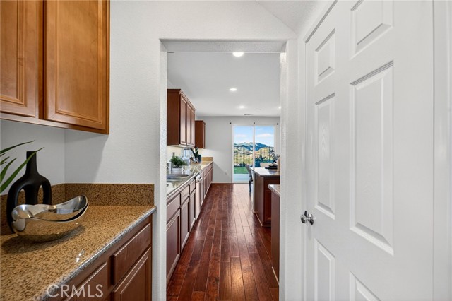 Detail Gallery Image 16 of 52 For 4154 Alderwood Pl, Lake Elsinore,  CA 92530 - 5 Beds | 3 Baths