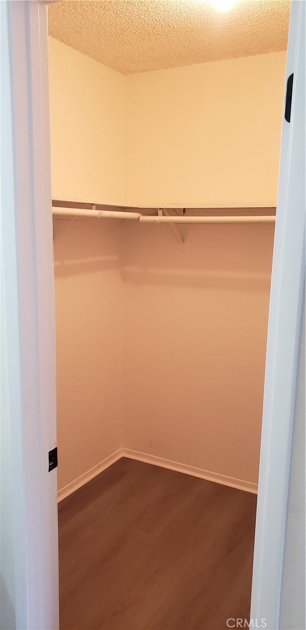 1725 Fairfield Court, Ontario CA: https://media.crmls.org/medias/7f5eecfe-ced3-4d77-b0f1-f6640df867f5.jpg
