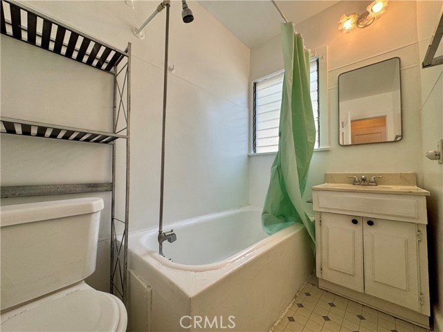 Detail Gallery Image 6 of 10 For 1714 Gillette Crescent #C,  South Pasadena,  CA 91030 - 1 Beds | 1 Baths