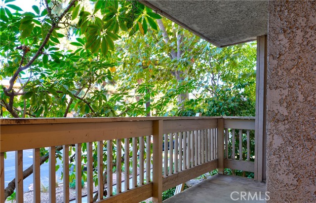 Detail Gallery Image 21 of 23 For 16022 Moorpark St #101,  Encino,  CA 91436 - 2 Beds | 2/1 Baths