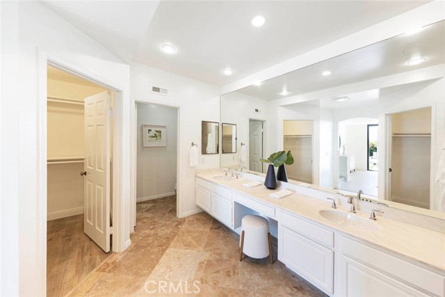 Detail Gallery Image 25 of 47 For 24 Coventry, Newport Beach,  CA 92660 - 2 Beds | 2 Baths