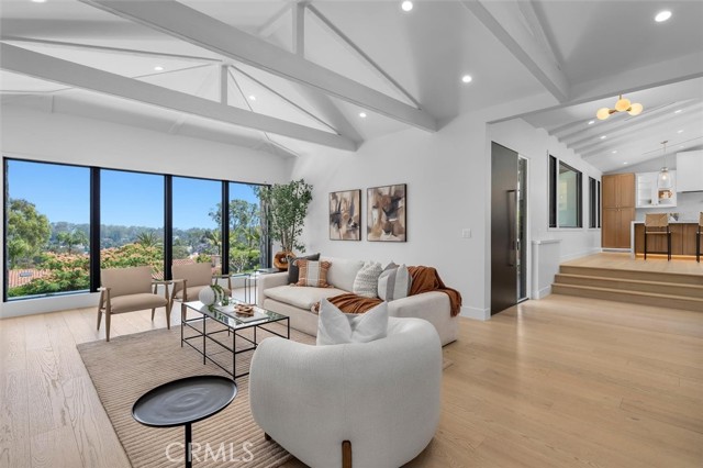 2708 Via Elevado, Palos Verdes Estates CA: https://media.crmls.org/medias/7f60e2ee-207a-494f-b460-8d8c9f9fa181.jpg
