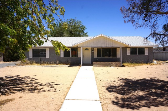 36837 Hillview Rd, Hinkley, CA 92347