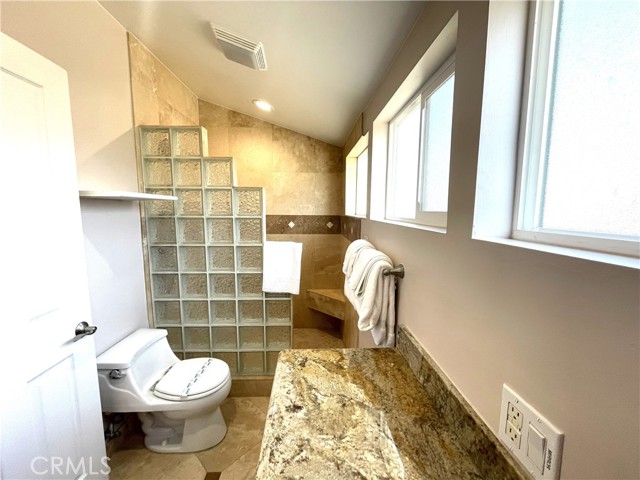 Detail Gallery Image 39 of 57 For 2711 Seaview Ave, Corona Del Mar,  CA 92625 - 2 Beds | 2 Baths