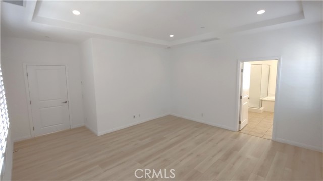 73 Gardenhouse Way, Irvine CA: https://media.crmls.org/medias/7f61b006-6bf6-49a5-9f89-8b140fa941d9.jpg