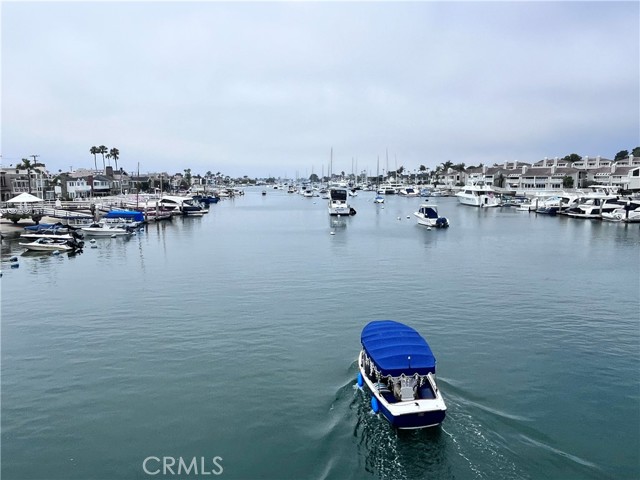 Detail Gallery Image 23 of 37 For 620 Avocado Ave, Corona Del Mar,  CA 92625 - 2 Beds | 2/1 Baths