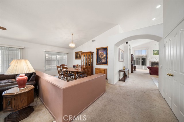 Detail Gallery Image 9 of 31 For 24395 Silver Bullet Way, Murrieta,  CA 92562 - 4 Beds | 2/1 Baths