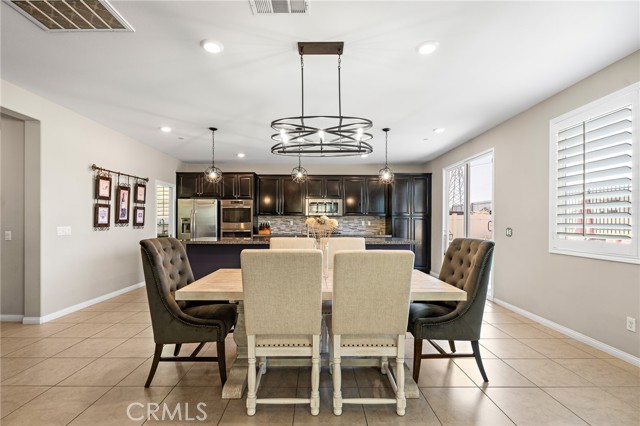 Detail Gallery Image 6 of 28 For 14212 Willamette Ave, Chino,  CA 91710 - 5 Beds | 3 Baths