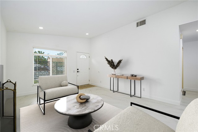 22822 Via Octavo, Mission Viejo CA: https://media.crmls.org/medias/7f650995-7165-4286-b1f1-a5a352829aaa.jpg
