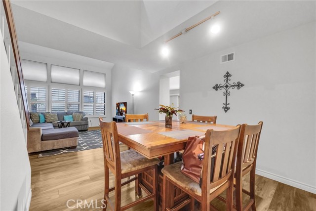 9796 Scanlan Court, Fountain Valley CA: https://media.crmls.org/medias/7f65b7aa-3681-44e8-a424-c5202b97b16e.jpg