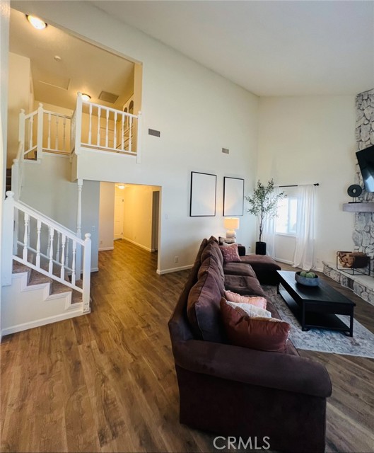 Detail Gallery Image 7 of 19 For 13330 Tamarisk Rd, Victorville,  CA 92395 - 3 Beds | 2/1 Baths