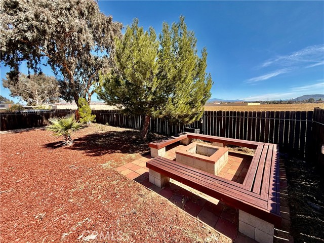 Detail Gallery Image 27 of 33 For 14210 Kingsway Ct, Moreno Valley,  CA 92553 - 4 Beds | 2 Baths