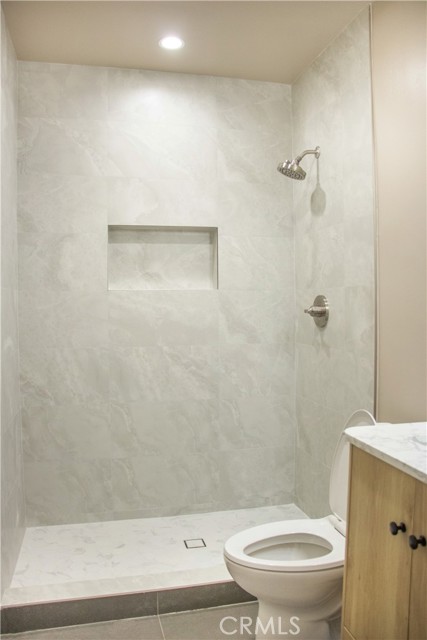 Detail Gallery Image 13 of 18 For 18138 Eccles, Northridge,  CA 91325 - 2 Beds | 2 Baths