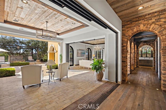 Detail Gallery Image 12 of 70 For 12 Thomas Rd, Ladera Ranch,  CA 92694 - 6 Beds | 7/1 Baths