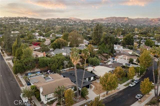 Detail Gallery Image 35 of 39 For 5907 Adler Ave, Woodland Hills,  CA 91637 - 3 Beds | 2/1 Baths