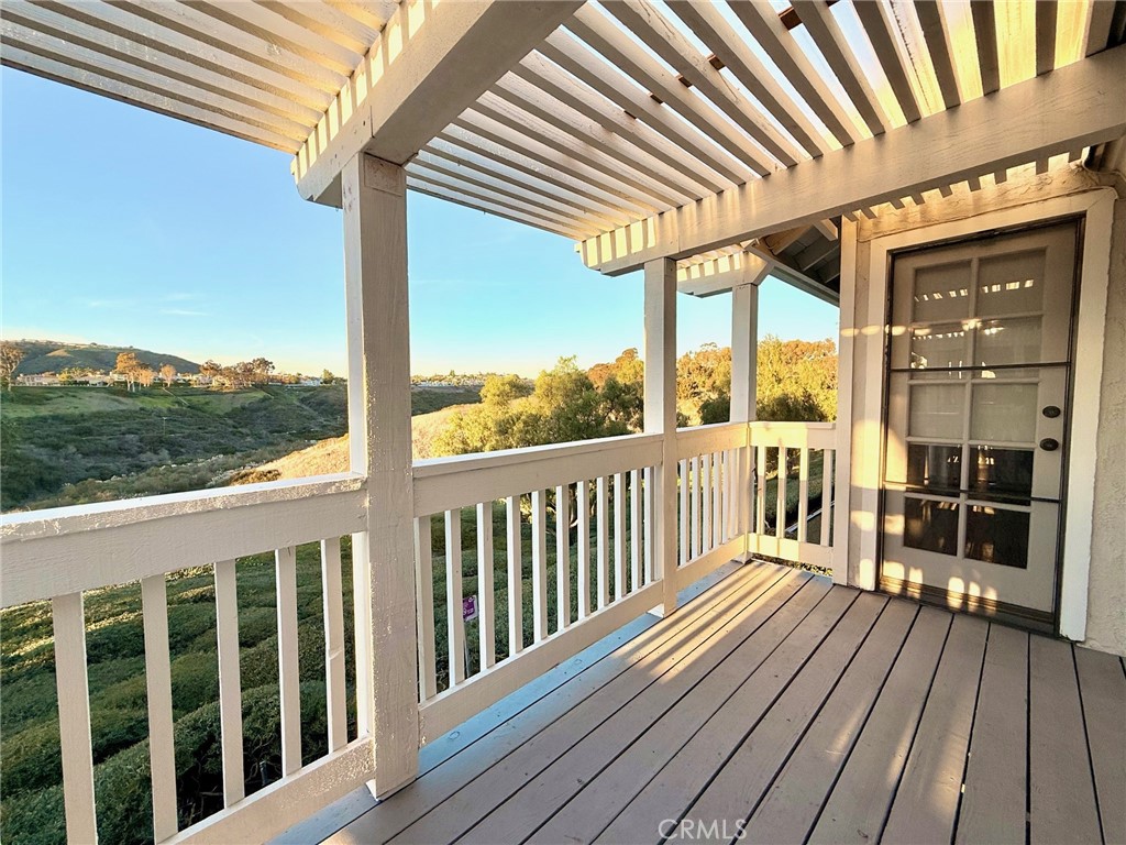 MLS #OC25274797 image #9