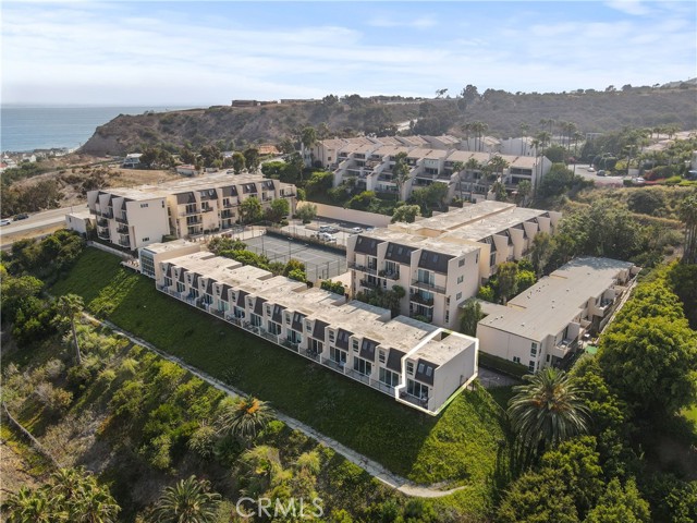 Detail Gallery Image 37 of 38 For 23901 Civic Center, Malibu,  CA 90265 - 2 Beds | 1/1 Baths