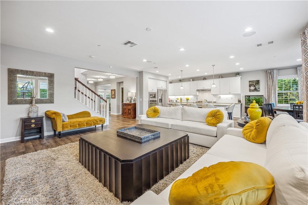 7f69072a 0018 4b4a 9e9f 396e751aa435