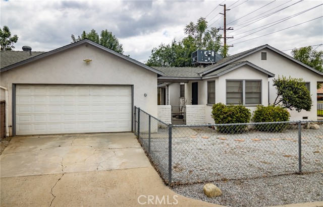 10609 Mountain View Avenue, Redlands CA: https://media.crmls.org/medias/7f69a866-059f-47e8-a75a-72c101348d5c.jpg