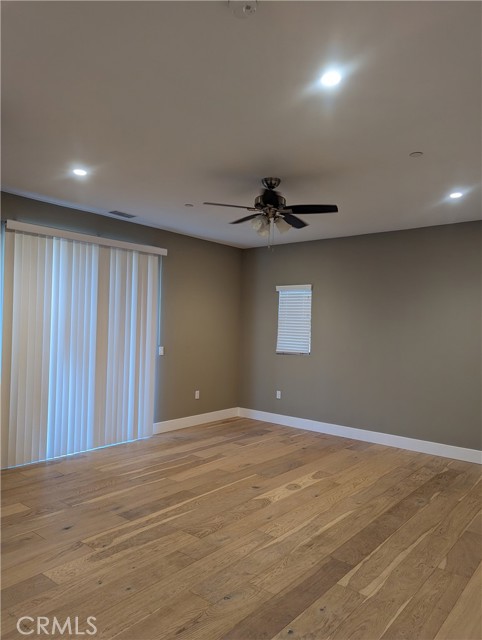 Detail Gallery Image 15 of 18 For 8254 Sharuzi Ln, Northridge,  CA 91325 - 3 Beds | 2/1 Baths